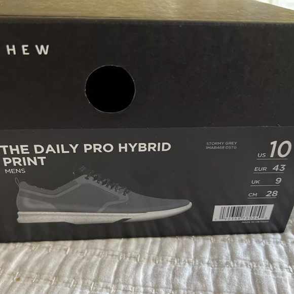 Travis Mathew Blue Sneakers with Smooth Upper and Padded Tongue - Picture 7 of 9